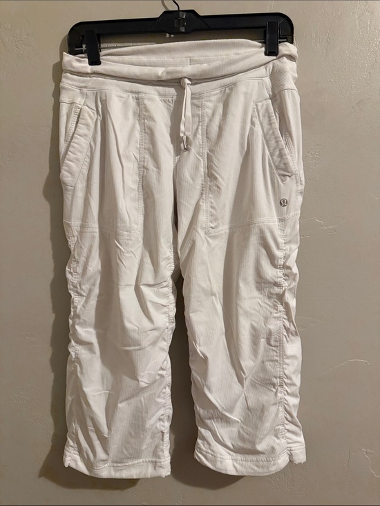 lululemon athletica Pants - lululemon athletica White Cropped Pants